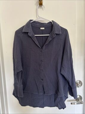 100% Cotton Relaxed Button-Down Shirt in Slate Blue - Women